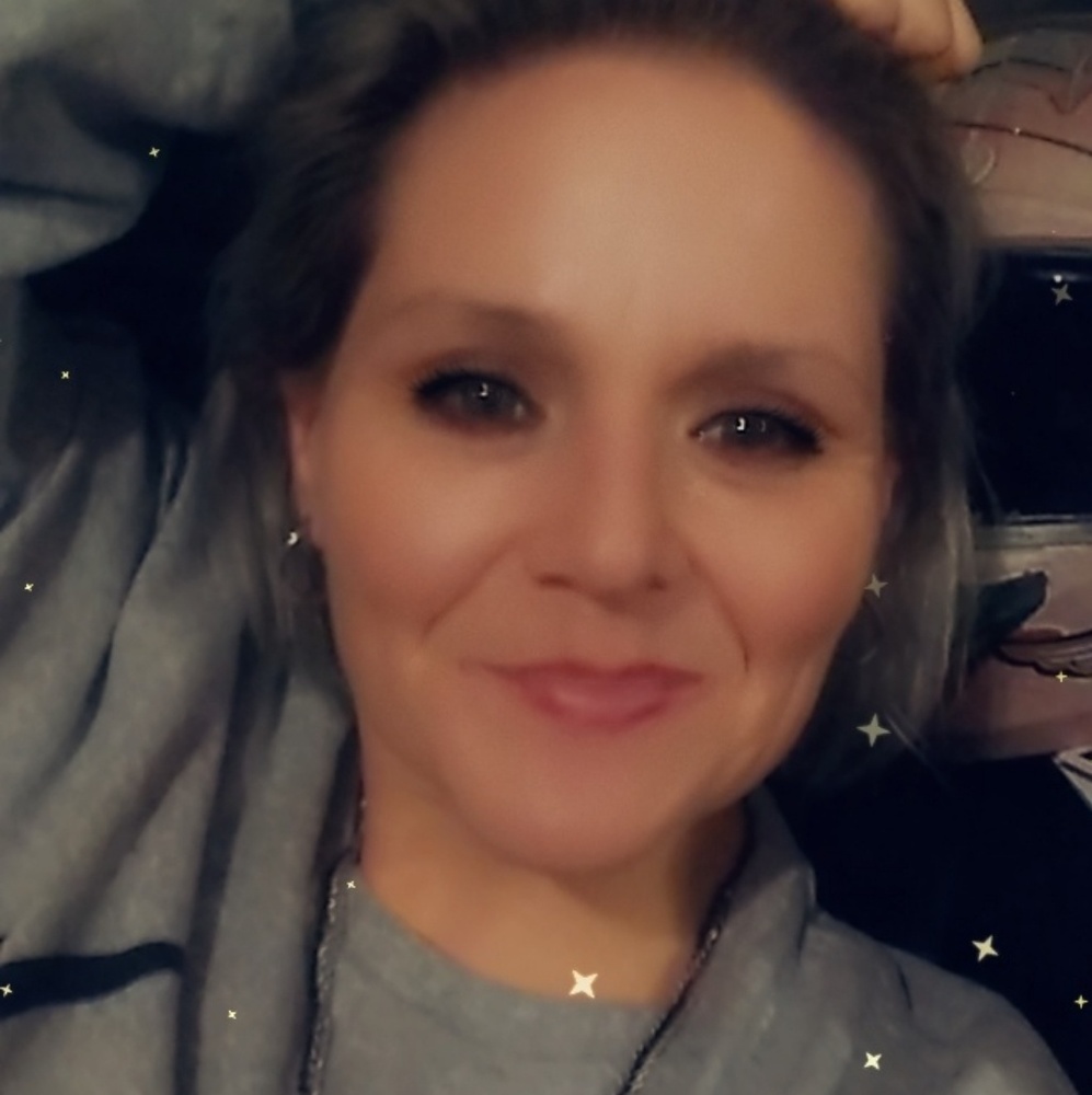 Meet your Posher, Claire